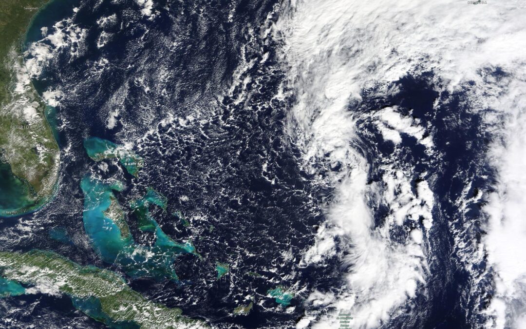 Tormenta subtropical Nicole alerta a Florida